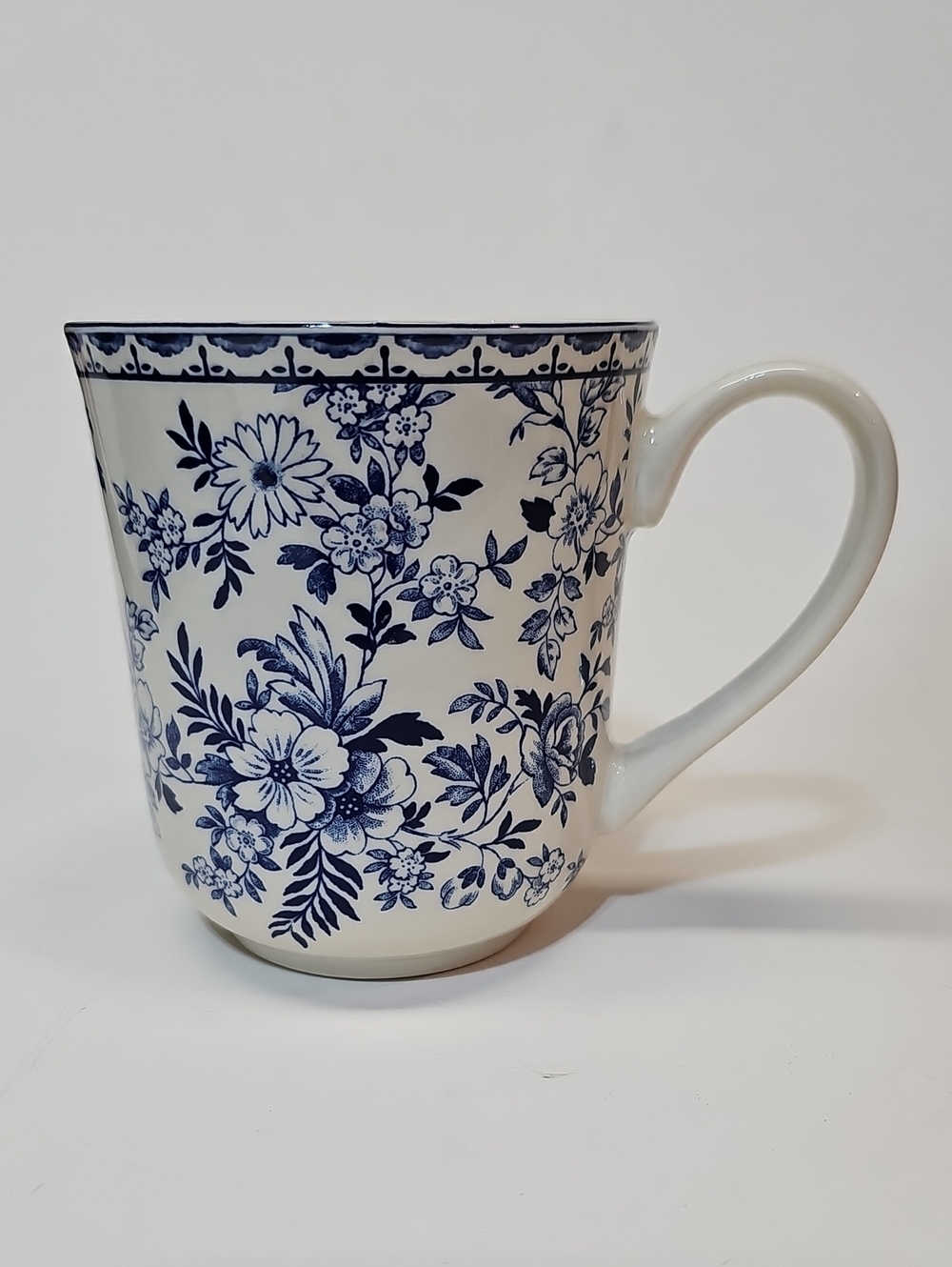 Johnson Brothers Devon Cottage Blue Floral on Cream / White Mug